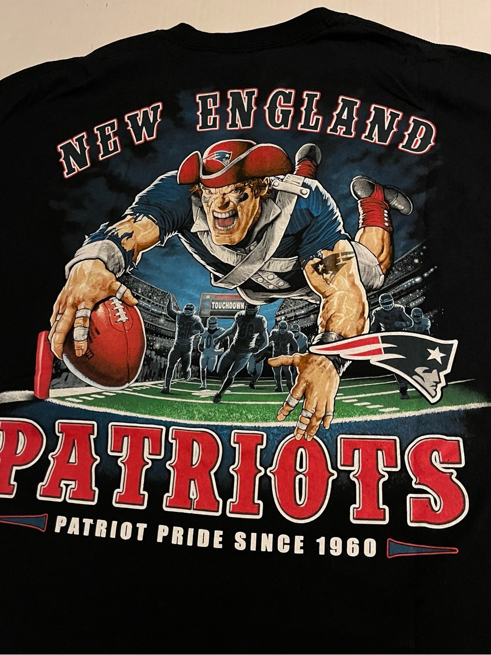 NEW New England Patriots Majestic NFL Cartoon Football T-Shirt LARGE Brady Bowl